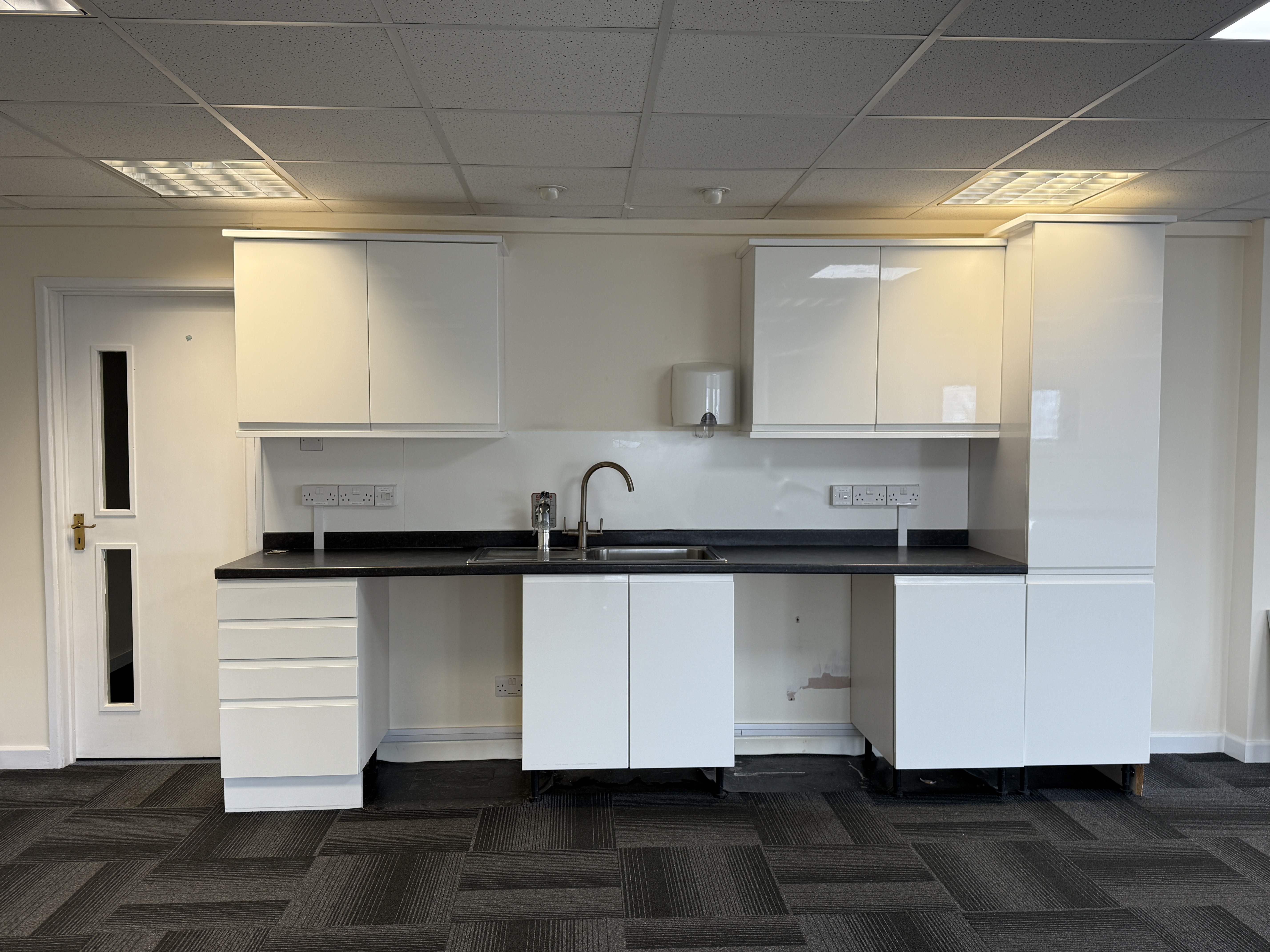 Office in Exeter - photo 4